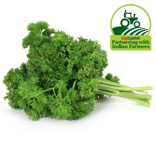 Fresho Parsley Leaves - Curly, 100 g